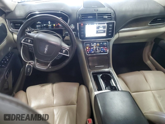 2017 Lincoln Continental Reserve with VIN 1LN6L9NP0H5602824, listed as a Copart auction lot 61150535 with 112,440 mi miles and Salvage title. Bid and sale history available at DreamBid. Image 8.