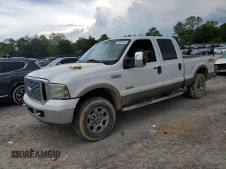 2006 Ford F-250 XL z VIN 1FTSW21P46EC79656, wystawiony jako Copart lot #55522945 z przebiegiem Nie podano mil oraz Szkoda całkowita • Salvage title. Historia ofert i sprzedaży dostępna na DreamBid. Obrazek 1.