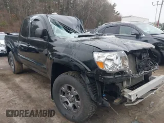 2011 Toyota Tacoma with VIN 5TFUU4EN9BX007217, listed as a IAAI auction lot 41798391 with 71,684 mi miles. Bid and sale history available at carsss.com. Image 1.