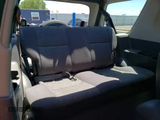 2002 Isuzu Rodeo z VIN 4S2CK57W324328446, wystawiony jako Copart lot #58097174 z przebiegiem 118 514 mil mil oraz Szkody całkowita. Historia ofert i sprzedaży dostępna na DreamBid. Obrazek 11.