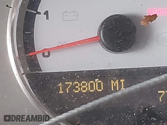 2007 Saturn Relay 3 z VIN 5GZDV23147D134272, wystawiony jako IAAI lot #42423398 z przebiegiem 173 800 mil mil oraz . Historia ofert i sprzedaży dostępna na DreamBid. Obrazek 7.