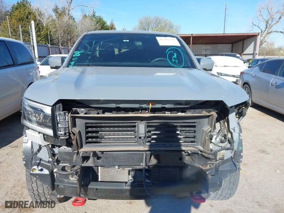 2023 Nissan Frontier PRO-4X with VIN 1N6ED1EK7PN670665, listed as a IAAI auction lot 41785130 with 21,561 mi miles. Bid and sale history available at carsss.com. Image 13.