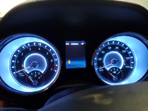 2012 Chrysler 300 with VIN 2C3CCAAG7CH117018, listed as a Copart auction lot 48672635 with 195,880 mi miles and Salvage Title. Bid and sale history available at carsss.com. Image 9.