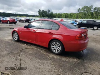 2007 BMW 3 Series 328i z VIN WBAVA33517KX80212, wystawiony jako Copart lot #55639855 z przebiegiem 246 801 mil mil oraz Szkoda całkowita • Salvage title. Historia ofert i sprzedaży dostępna na DreamBid. Obrazek 2.