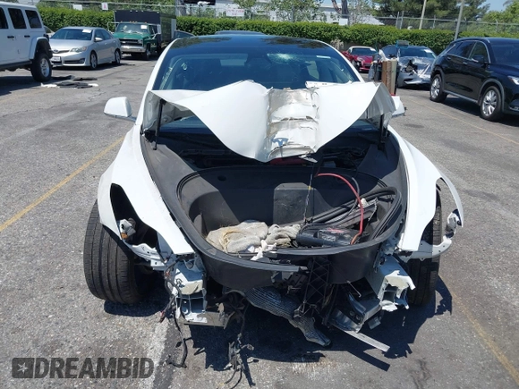 2020 Tesla Model 3 Performance z VIN 5YJ3E1EC6LF805448, wystawiony jako IAAI lot #42207433 z przebiegiem 114 412 mil mil oraz . Historia ofert i sprzedaży dostępna na DreamBid. Obrazek 13.