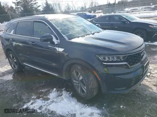 2022 Kia Sorento Hybrid EX with VIN KNDRHDLG7N5098664, listed as a IAAI auction lot 41240606 with 68,985 mi miles. Bid and sale history available at carsss.com. Image 1.