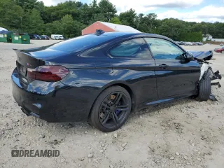 2015 BMW M4 with VIN WBS3R9C52FK330520, listed as a Copart auction lot 68379264 with 60,983 mi miles and Salvage Title. Bid and sale history available at carsss.com. Image 3.