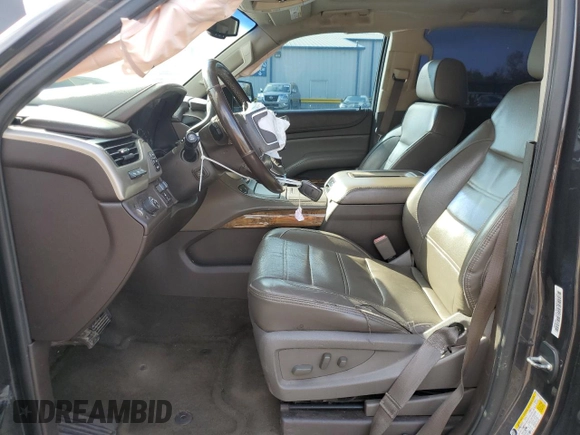 2016 GMC Yukon XL Denali with VIN 1GKS1HKJ0GR120966, listed as a Copart auction lot 84323374 with 197,771 mi miles and Salvage Title. Bid and sale history available at carsss.com. Image 7.
