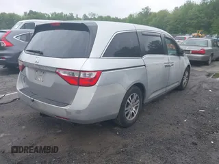 2012 Honda Odyssey EX с VIN 5FNRL5H4XCB016053, выставлен на аукционе IAAI как лот 42385722 с пробегом 216 212 миль миль и . История ставок и продаж доступна на DreamBid. Изображение 4.