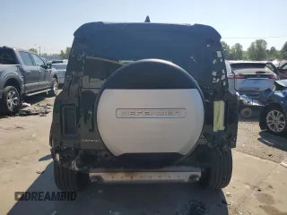 2022 Land Rover Defender with VIN SALEWERU0N2087281, listed as a Copart auction lot 67636814 with 25,546 mi miles and Salvage title. Bid and sale history available at DreamBid. Image 6.