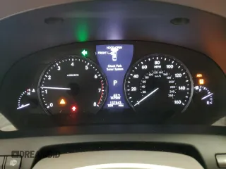 2013 Lexus LS 460 z VIN JTHCL5EF7D5019554, wystawiony jako Copart lot #54660285 z przebiegiem 137 843 mil mil oraz Nie do naprawy. Historia ofert i sprzedaży dostępna na DreamBid. Obrazek 9.