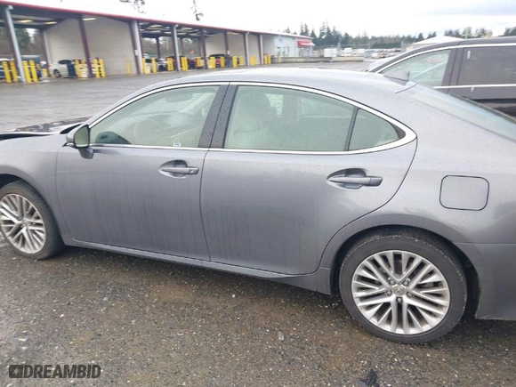 2015 Lexus ES 350 with VIN JTHBK1GG0F2205809, listed as a IAAI auction lot 41202067 with NaN miles. Bid and sale history available at carsss.com. Image 14.