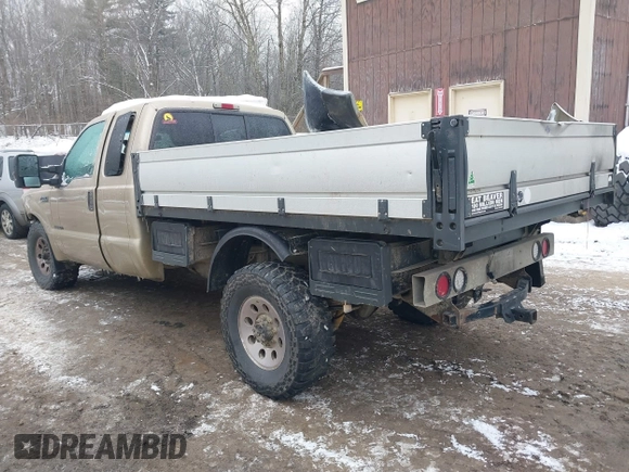 2000 Ford F-250 XL with VIN 1FTNX20F5YEB91401, listed as a IAAI auction lot 41177820 with 187,109 mi miles and . Bid and sale history available at DreamBid. Image 3.