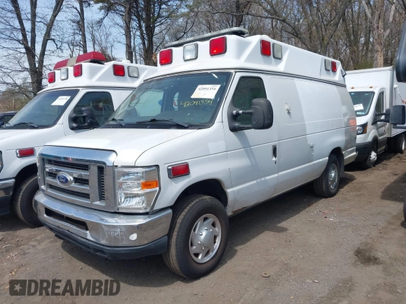 2014 Ford E-Series Commercial z VIN 1FDSS3EL8EDB07221, wystawiony jako IAAI lot #42091354 z przebiegiem 236 025 mil mil oraz . Historia ofert i sprzedaży dostępna na DreamBid. Obrazek 17.