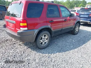 2004 Ford Escape XLT с VIN 1FMCU93194KB34635, выставлен на аукционе IAAI как лот 42413226 с пробегом 194 916 миль миль и . История ставок и продаж доступна на DreamBid. Изображение 4.