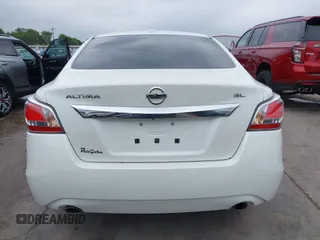 2015 Nissan Altima S with VIN 1N4AL3AP4FN309576, listed as a IAAI auction lot 41924345 with 163,124 mi miles and . Bid and sale history available at DreamBid. Image 20.