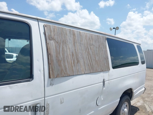 2003 Ford Econoline Passenger XL with VIN 1FBSS31L23HB10037, listed as a IAAI auction lot 42728065 with 132,619 mi miles and . Bid and sale history available at DreamBid. Image 6.