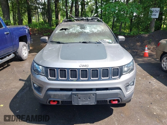 2018 Jeep Compass Trailhawk with VIN 3C4NJDDB5JT130317, listed as a IAAI auction lot 42470070 with 95,000 mi miles and . Bid and sale history available at DreamBid. Image 6.