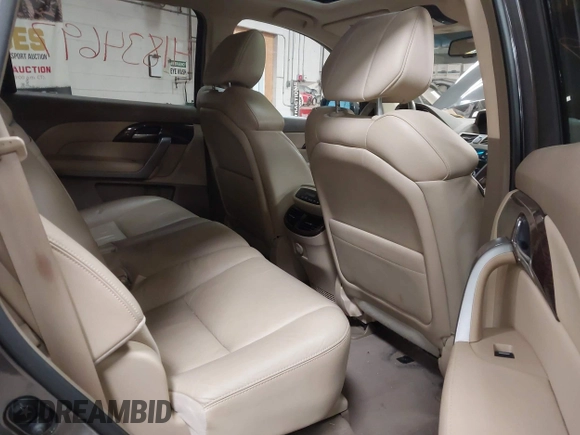 2010 Acura MDX Technology Pkg with VIN 2HNYD2H6XAH515333, listed as a IAAI auction lot 41834679 with 128,224 mi miles. Bid and sale history available at carsss.com. Image 8.