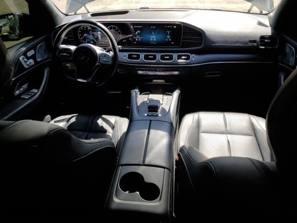 2021 Mercedes-Benz GLS 580 with VIN 4JGFF8GE0MA390652, listed as a Copart auction lot 46833794 with 45,034 mi miles and . Bid and sale history available at DreamBid. Image 8.