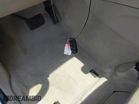 2015 Jeep Grand Cherokee Overland with VIN 1C4RJECG6FC707458, listed as a IAAI auction lot 41996350 with 128,307 mi miles and . Bid and sale history available at DreamBid. Image 11.