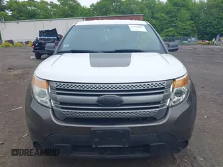2013 Ford Police Interceptor Utility z VIN 1FM5K8AR6DGA26686, wystawiony jako IAAI lot #42258825 z przebiegiem 199 130 mil mil oraz . Historia ofert i sprzedaży dostępna na DreamBid. Obrazek 12.