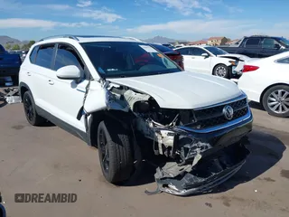 2022 Volkswagen Taos SE z VIN 3VVTX7B2XNM018298, wystawiony jako IAAI lot #42066332 z przebiegiem 36 025 mil mil oraz . Historia ofert i sprzedaży dostępna na DreamBid. Obrazek 6.