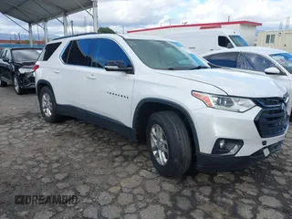 2021 Chevrolet Traverse LT Cloth with VIN 1GNERGKW4MJ111633, listed as a IAAI auction lot 41582272 with 66,942 mi miles. Bid and sale history available at carsss.com. Image 1.