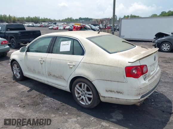 2007 Volkswagen Jetta Wolfsburg Edition with VIN 3VWEF71K07M131964, listed as a IAAI auction lot 42665542 with 138,100 mi miles and . Bid and sale history available at DreamBid. Image 3.