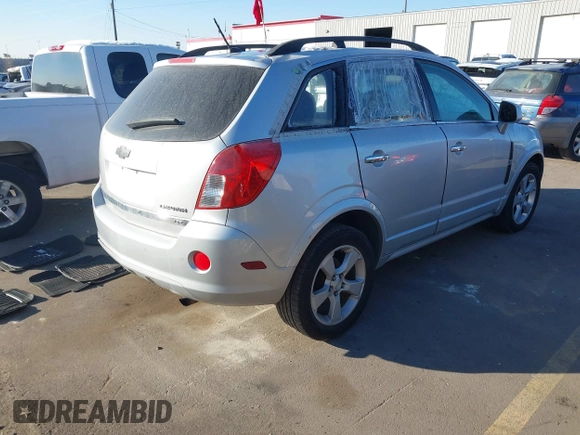 2014 Chevrolet Captiva Sport LTZ with VIN 3GNAL4EK9ES627607, listed as a IAAI auction lot 41282919 with 157,008 mi miles. Bid and sale history available at carsss.com. Image 4.