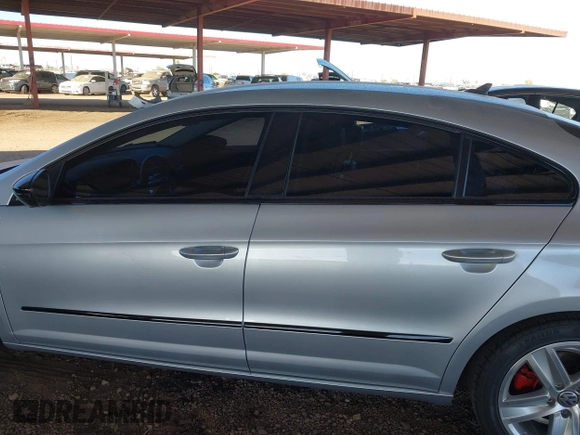 2013 Volkswagen CC Sport Plus z VIN WVWBP7AN6DE527198, wystawiony jako IAAI lot #41679421 z przebiegiem 192 987 mil mil oraz . Historia ofert i sprzedaży dostępna na DreamBid. Obrazek 15.