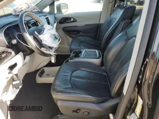 2020 Chrysler Pacifica Limited z VIN 2C4RC1GG1LR150619, wystawiony jako Copart lot #54388955 z przebiegiem 59 297 mil mil oraz Szkoda całkowita • Salvage title. Historia ofert i sprzedaży dostępna na DreamBid. Obrazek 7.