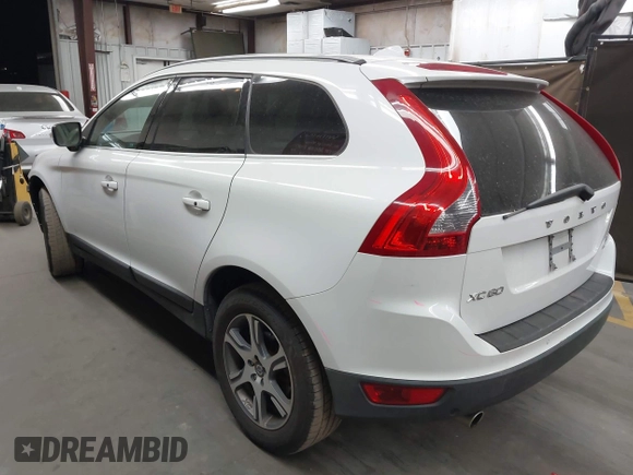 2011 Volvo XC60 3.0T with VIN YV4902DZ4B2179224, listed as a IAAI auction lot 42272698 with 95,022 mi miles and . Bid and sale history available at DreamBid. Image 3.