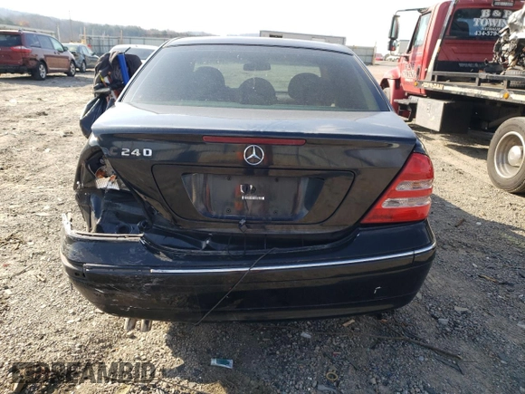 2004 Mercedes-Benz C 240 с VIN WDBRF61J74E019300, выставлен на аукционе Copart как лот 49879405 с пробегом 142 391 миль миль и Списание • Salvage title. История ставок и продаж доступна на DreamBid. Изображение 6.