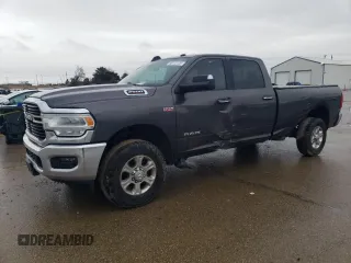 2019 Ram 2500 Big Horn with VIN 3C6UR5JJ9KG557345, listed as a Copart auction lot 46111125 with 141,193 mi miles and Salvage Title. Bid and sale history available at carsss.com. Image 1.