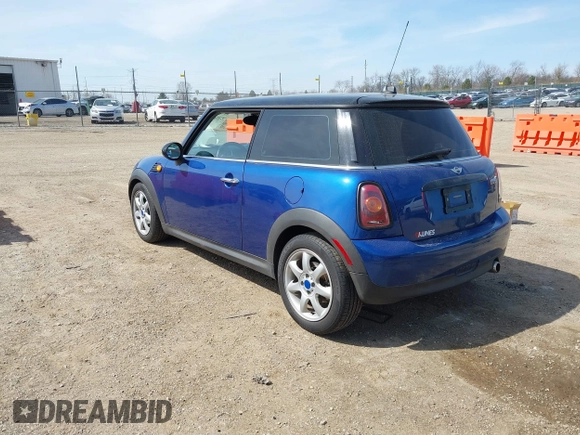 2008 MINI Hardtop with VIN WMWMF33528TT61214, listed as a IAAI auction lot 42054321 with 126,006 mi miles and . Bid and sale history available at DreamBid. Image 3.