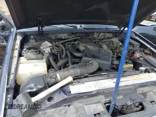 2001 Ford Explorer Eddie Bauer z VIN 1FMZU74E01ZA15102, wystawiony jako IAAI lot #42296412 z przebiegiem 163 954 mil mil oraz . Historia ofert i sprzedaży dostępna na DreamBid. Obrazek 10.