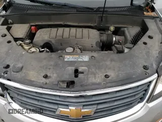 2017 Chevrolet Traverse LS z VIN 1GNKRFED9HJ329290, wystawiony jako Copart lot #85568444 z przebiegiem 152 849 mil mil oraz Szkoda całkowita • Salvage title. Historia ofert i sprzedaży dostępna na DreamBid. Obrazek 14.