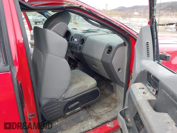 2008 Ford F-150 XL with VIN 1FTRF14W88KD96446, listed as a IAAI auction lot 41465715 with 174,284 mi miles. Bid and sale history available at carsss.com. Image 5.