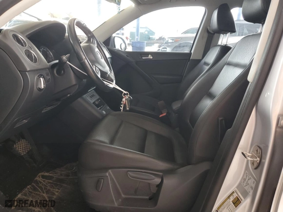 2017 Volkswagen Tiguan S with VIN WVGAV7AX4HK026185, listed as a Copart auction lot 50966555 with 152,810 mi miles and Salvage Title. Bid and sale history available at carsss.com. Image 7.