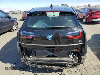 2021 BMW i3 with VIN WBY8P2C01M7H98318, listed as a Copart auction lot 76525254 with 26,276 mi miles and Salvage Title. Bid and sale history available at carsss.com. Image 6.