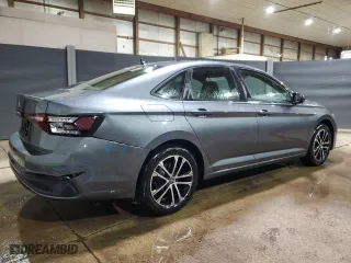 2025 Volkswagen Jetta Sport with VIN 3VWBX7BU1SM042302, listed as a Copart auction lot 53425385 with 6,894 mi miles and Clean Title. Bid and sale history available at carsss.com. Image 3.