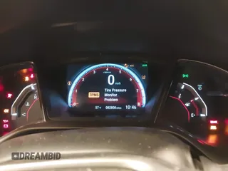 2020 Honda Civic Si z VIN 2HGFC1E58LH704721, wystawiony jako IAAI lot #42222371 z przebiegiem 82 808 mil mil oraz . Historia ofert i sprzedaży dostępna na DreamBid. Obrazek 7.