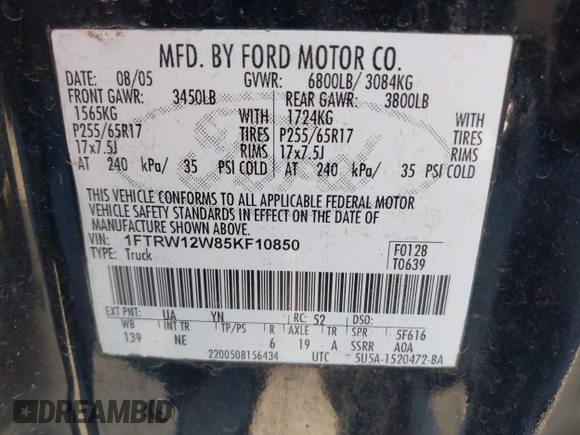 2005 Ford F-150 XLT with VIN 1FTRW12W85KF10850, listed as a IAAI auction lot 42066441 with 226,803 mi miles. Bid and sale history available at carsss.com. Image 9.