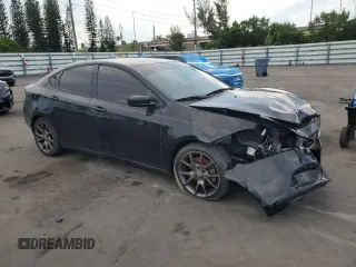 2015 Dodge Dart SXT z VIN 1C3CDFBB9FD123014, wystawiony jako Copart lot #57416235 z przebiegiem 122 322 mil mil oraz Szkoda całkowita • Salvage title. Historia ofert i sprzedaży dostępna na DreamBid. Obrazek 4.