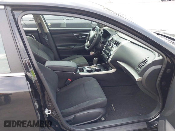 2015 Nissan Altima S z VIN 1N4AL3AP2FN405447, wystawiony jako IAAI lot #42298183 z przebiegiem 162 029 mil mil oraz . Historia ofert i sprzedaży dostępna na DreamBid. Obrazek 5.