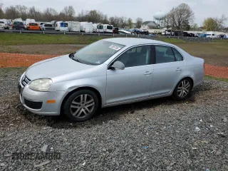 2006 Volkswagen Jetta 2.5L с VIN 3VWRF71K16M627842, выставлен на аукционе Copart как лот 53857385 с пробегом 159 277 миль миль и Списание • Salvage title. История ставок и продаж доступна на DreamBid. Изображение 1.