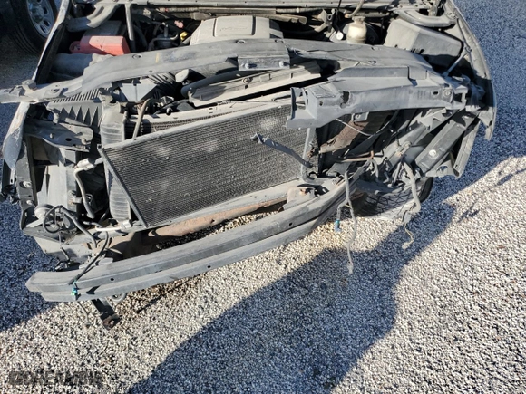 2007 Chevrolet Avalanche LT w/3LT with VIN 3GNFK12307G121447, listed as a Copart auction lot 41582975 with 0 mi miles and Salvage Title. Bid and sale history available at carsss.com. Image 12.
