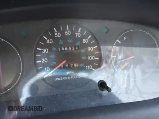 1996 Geo Prizm z VIN 1Y1SK5267TZ023983, wystawiony jako IAAI lot #41366835 z przebiegiem 156 429 mil mil oraz . Historia ofert i sprzedaży dostępna na DreamBid. Obrazek 7.