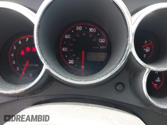 2005 Pontiac Vibe with VIN 5Y2SL63805Z411017, listed as a IAAI auction lot 42688944 with 215,361 mi miles and . Bid and sale history available at DreamBid. Image 7.